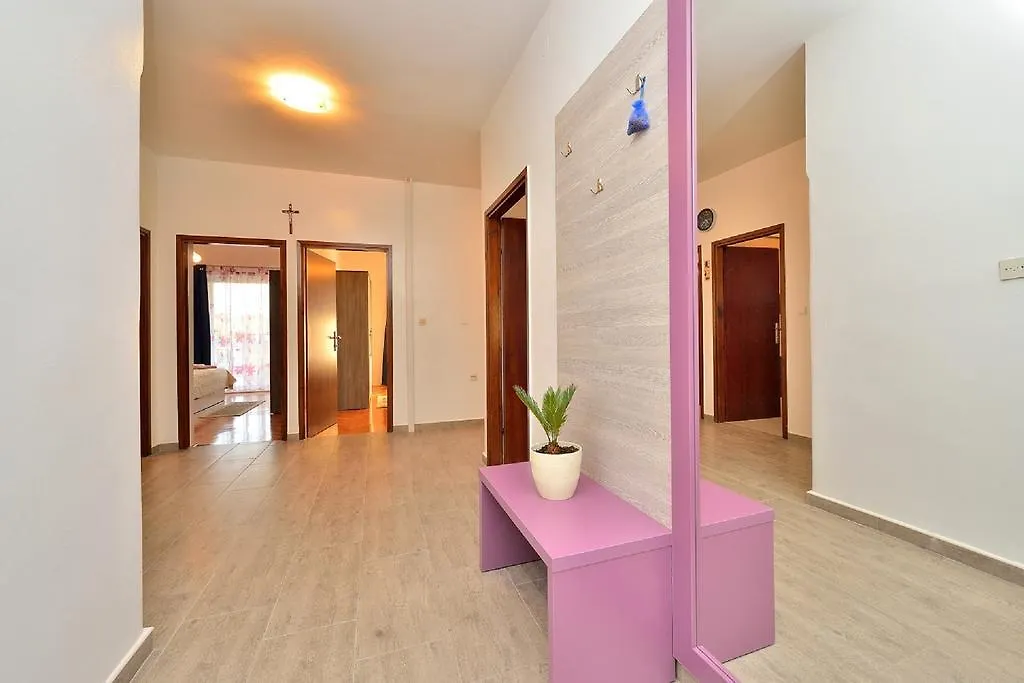 Apartment Mia Бибинье