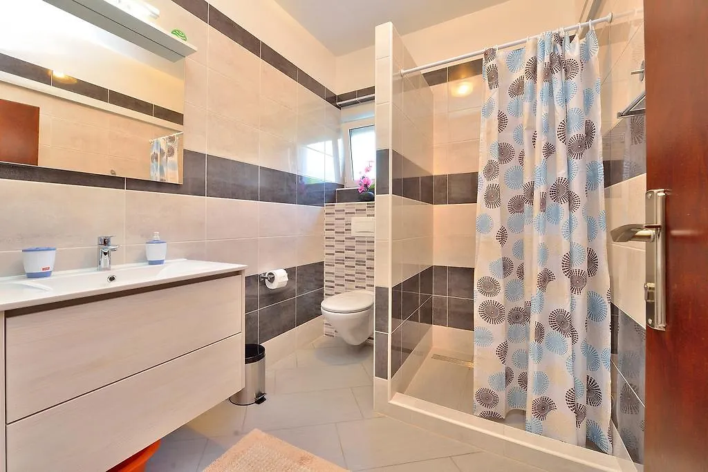Apartment Mia Бибинье Хорватия